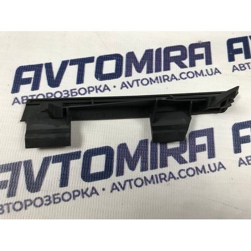 Кронштейн передніх дверей Ford Mondeo 4 2007-2014 7S7120297ADW